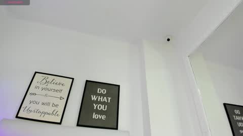 abbey_walker online show from February 2026 11:04:02 AM