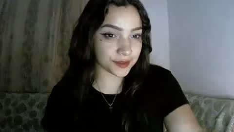 Snapshot of abbie_23 chatting on December 2025 07:05:01 AM Abbie cute online show from December 2025 07:05:01 AM