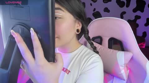 April online show from November 2025 01:06:02 AM