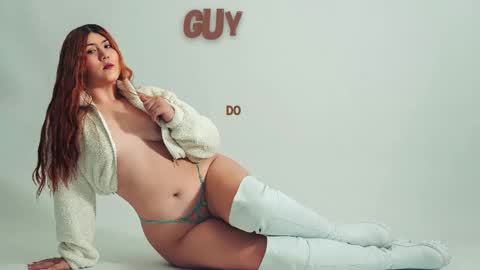 Abbie Edmond  online show from February 2025 06:43:02 AM