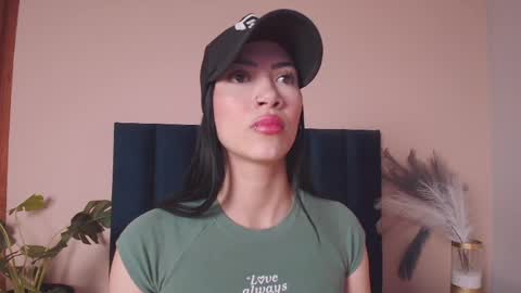Snapshot of abbiejoness_ chatting on June 2026 12:10:02 PM Abbie Joness online show from June 2026 12:10:02 PM