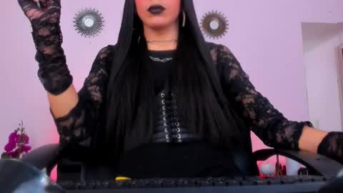 Abbigaiil online show from February 2025 12:20:01 AM
