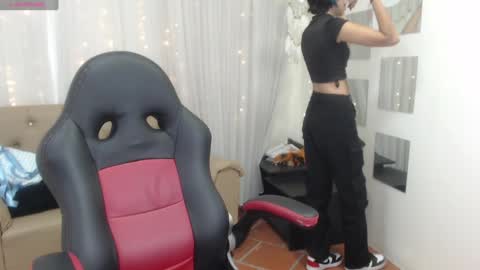 Abbi online show from December 2024 07:14:01 PM