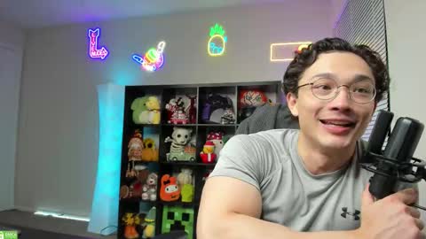 buddy online show from November 2025 04:45:02 AM