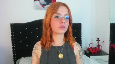 Snapshot of abby_jones2 chatting on July 2026 04:43:01 AM abby jones online show from July 2026 04:43:01 AM