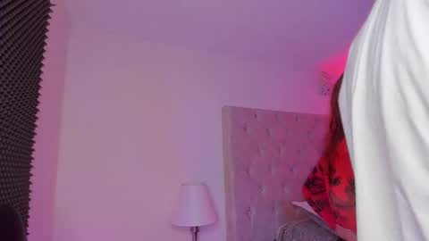 START TRANSMISSION ---- AM COLOMBIA TIME online show from April 2026 03:05:01 PM