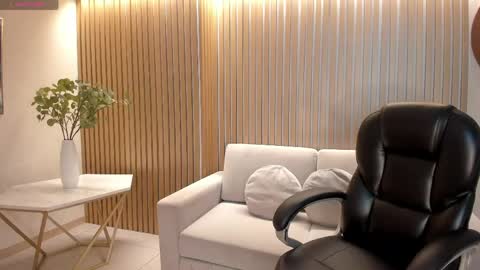 Abby Dalton  online show from April 2026 06:44:02 PM