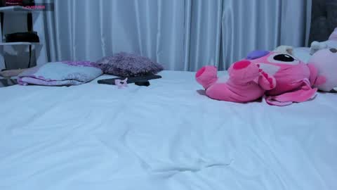 Snapshot of abbyfoxx_ chatting on May 2026 11:12:03 PM Abby online show from May 2026 11:12:03 PM