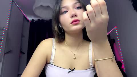 Snapshot of abbymoos chatting on April 2026 09:29:01 AM Abby online show from April 2026 09:29:01 AM