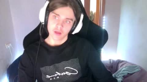 abbysal_blade online show from December 2025 08:12:02 AM