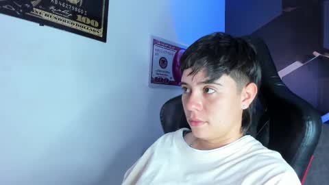 Abby Smith online show from September 2025 07:47:02 PM