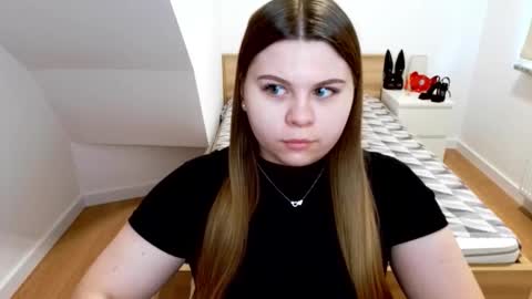 abbyvibe online show from December 2025 09:47:02 AM