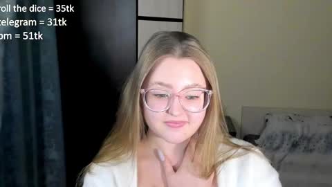 Snapshot of abbywyte chatting on January 2025 02:41:01 PM Abby    Stream at Sat  Sun  Mon  Fri online show from January 2025 02:41:01 PM