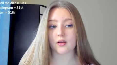 Snapshot of abbywyte chatting on January 2025 11:12:02 AM Abby    Stream at Sat  Sun  Mon  Fri online show from January 2025 11:12:02 AM