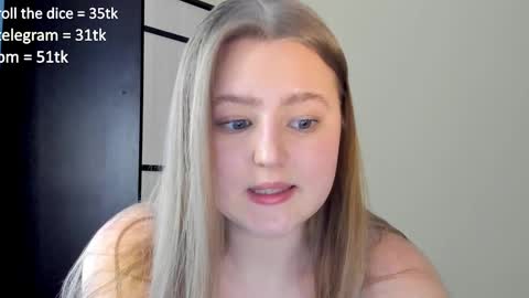 Snapshot of abbywyte chatting on February 2025 11:55:01 AM Abby    Stream at Sat  Sun  Mon  Fri online show from February 2025 11:55:01 AM
