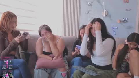 Snapshot of abella_as chatting on October 2025 05:14:01 PM Abella online show from October 2025 05:14:01 PM