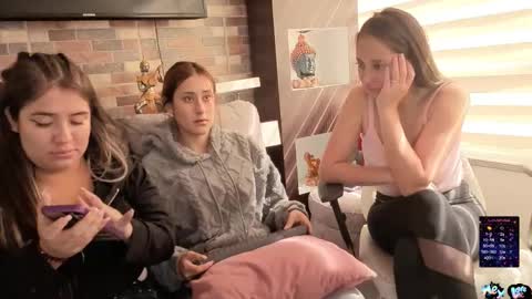 Snapshot of abella_as chatting on November 2025 02:16:01 PM Abella online show from November 2025 02:16:01 PM