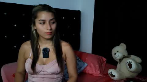 Snapshot of abellaanddick chatting on October 2025 01:58:02 AM abellaanddick online show from October 2025 01:58:02 AM
