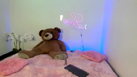  Abella and Kendra  online show from January 2025 03:53:01 AM