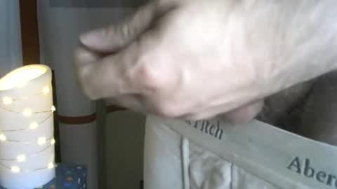 Snapshot of abercrombieguy22 chatting on May 2026 04:07:01 AM AbercrombieGuy22 online show from May 2026 04:07:01 AM