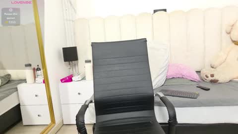 abi_doll online show from February 2026 12:46:01 PM