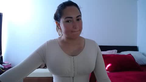 ximena online show from May 2026 12:44:02 PM