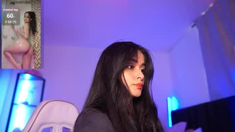 Snapshot of abigail_adamss_ chatting on October 2025 07:09:02 PM Abigail online show from October 2025 07:09:02 PM