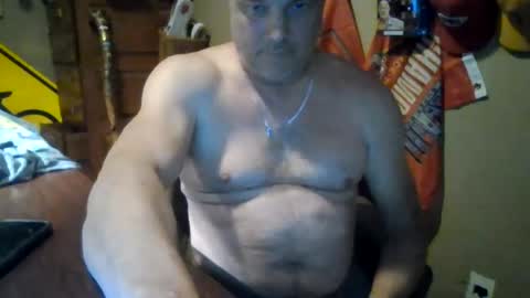 Snapshot of aboringguy chatting on July 2026 07:31:01 PM aboringguy online show from July 2026 07:31:01 PM