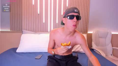 abraham_horny18 online show from October 2025 10:30:01 AM