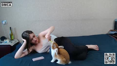 abramaandjenny online show from April 2026 10:06:01 AM