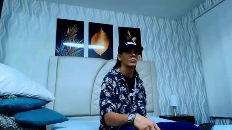 Snapshot of abravanel_sefardi chatting on May 2026 08:58:01 PM Abrovanel online show from May 2026 08:58:01 PM
