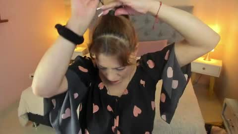 Abril 777 online show from April 2026 01:42:02 AM