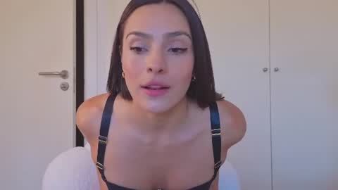 Snapshot of abrilhelena8 chatting on July 2026 11:06:01 AM Helena online show from July 2026 11:06:01 AM