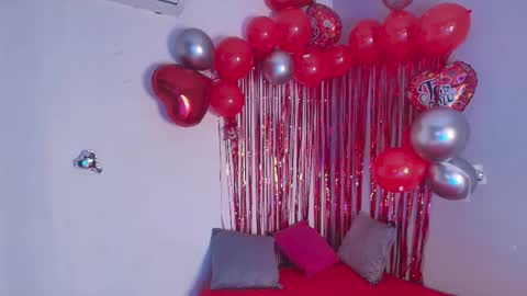 abrill_12 online show from February 2026 12:01:01 PM