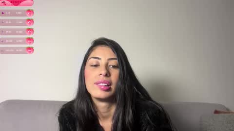 abrilsantosxo online show from March 2026 01:06:02 PM