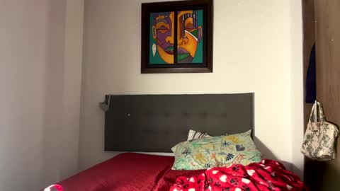 abrilsantosxo online show from April 2026 08:06:01 AM