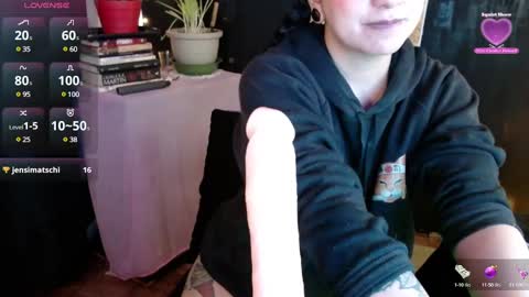 Absenta vert online show from February 2025 11:24:02 PM