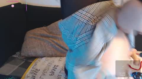 Absenta vert online show from October 2025 10:30:02 PM