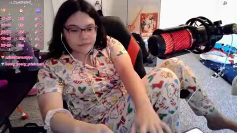Snapshot of achubbygummy chatting on June 2026 10:08:01 PM AChubbyGummy online show from June 2026 10:08:01 PM