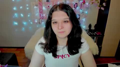 Kate online show from April 2026 12:33:02 AM