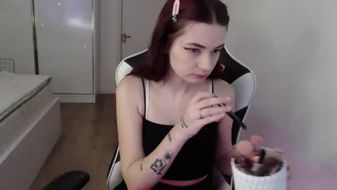 Snapshot of ackerm4n chatting on November 2025 07:41:01 AM Mikasa online show from November 2025 07:41:01 AM