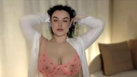 my inst   love inside 17 online show from January 2026 07:08:02 PM