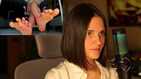 Ada   online show from February 2026 09:58:01 PM