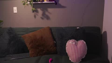 Adahara online show from October 2025 01:57:01 AM