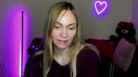 Adalina online show from April 2026 07:58:02 PM