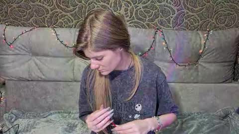 Ada online show from December 2025 09:54:01 PM