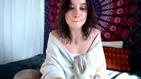 Adalyn online show from October 2025 12:17:02 PM