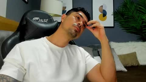 adam clarke online show from March 2026 03:22:02 AM