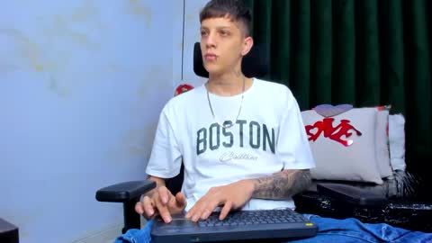 Snapshot of adam_hard_ chatting on February 2025 08:59:01 PM Adam online show from February 2025 08:59:01 PM