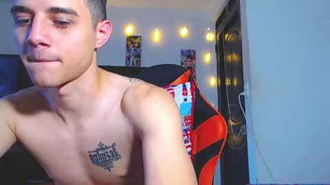 adam hot11 online show from April 2026 10:48:01 PM